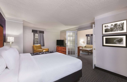 Midland Hotel | La Quinta Inn by Wyndham Midland
