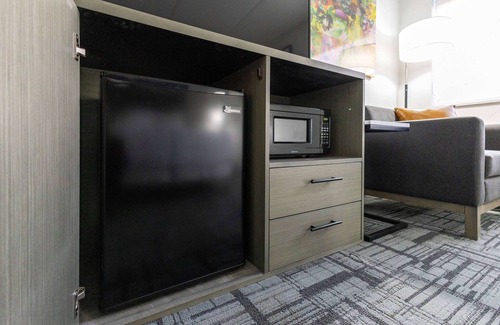 Southside Hotel | La Quinta Inn & Suites by Wyndham Jacksonville Mandarin