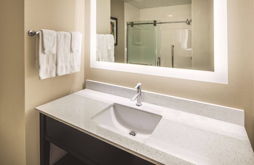 Milledgeville Hotel | La Quinta Inn & Suites by Wyndham Milledgeville