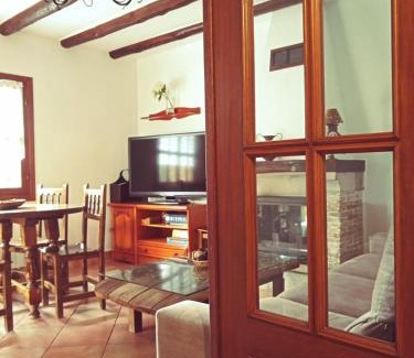 Perales del Puerto House | La Simona Casa Rural
