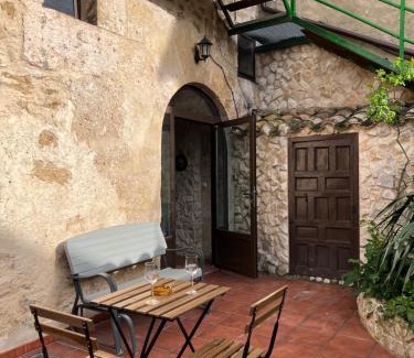 Gumiel de Hizan Apartment | La Venta de Izan