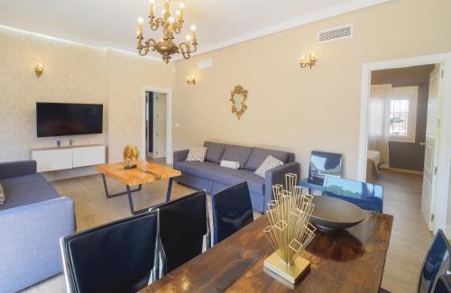 Centro Apartment | La Villa del Montecillo complex Beach and city ApartamentosMalagaManagement