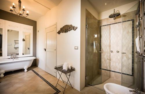 Mombaruzzo Hotel | La Villa Hotel