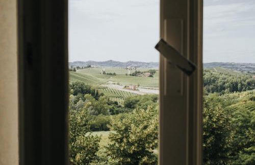 Mombaruzzo Hotel | La Villa Hotel