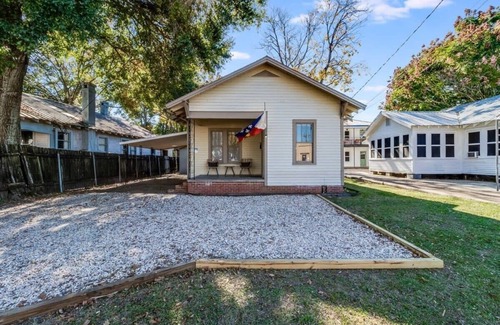 Freetown - Port Rico House | Lafayette Gem: Family-Friendly House with 2 Bedrooms & Patio