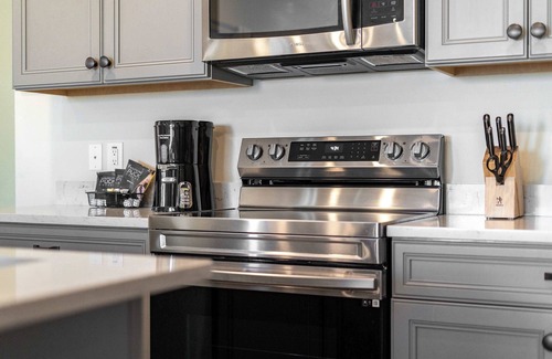 West Kissimmee Cottage | Lafitte's Landing Lakeview Cottage - Lakefront!
