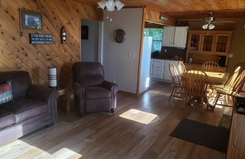 Hankinson Cabin | Lake Elsie Lake Home in Hankinson, ND