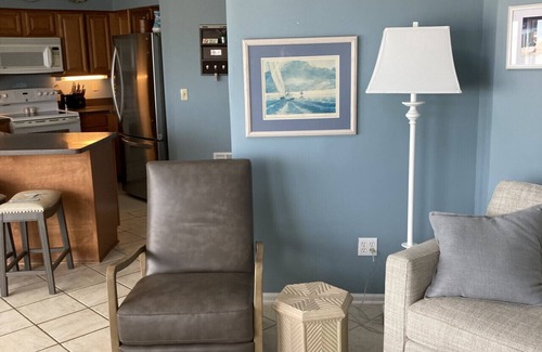 Port Clinton Apartment | Lake Erie Beauty.