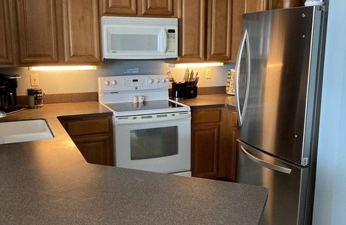 Port Clinton Apartment | Lake Erie Beauty.