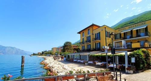 Magugnago Hotel | Lake Front Hotel Brenzone