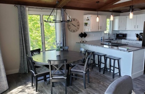 Mears Cottage | Lake Michigan Beachfront Cottage.3-7 days now Available 8/23/25 to 8/30/25!