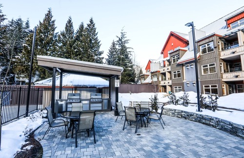 Whistler Creekside Condo | Lake Placid Lodge by Whiski Jack