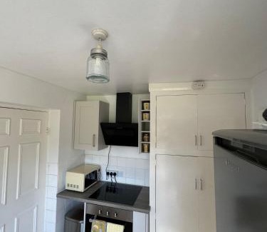 Lincoln Apartment | Lake View Lincoln