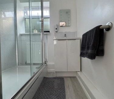 Lincoln Apartment | Lake View Lincoln