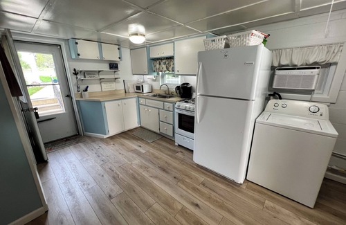 Gladwin Cottage | Lakefront Cottage on Wiggins Lake