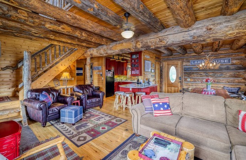 Grand Lake House | Lakefront Log Home on Shadow Mountain Lake private dock to fish or boat, no pets