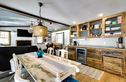 Nevis Cabin | Lakefront Nevis Cabin Escape w/Hot Tub!