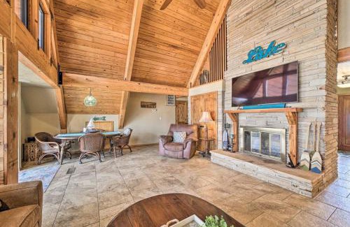 Hoyt House | Lakeside Haven with Sandy Beach, Sleeps 12, 3 Bath