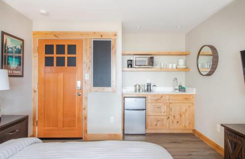 Kings Beach Apartment | Lakeside hotel room #1 in Kings Beach
