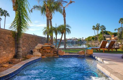 Crystal Shores House | Lakeside Luxury Val Vista