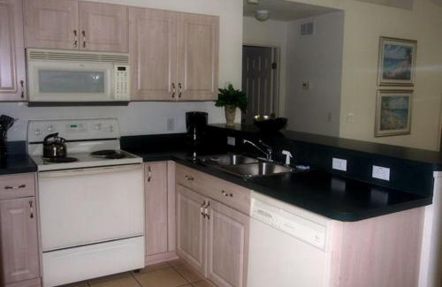 Inverness Cabin | Lakeside Vacations