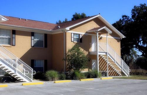 Inverness Cabin | Lakeside Vacations