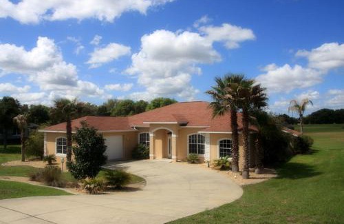 Inverness Cabin | Lakeside Vacations