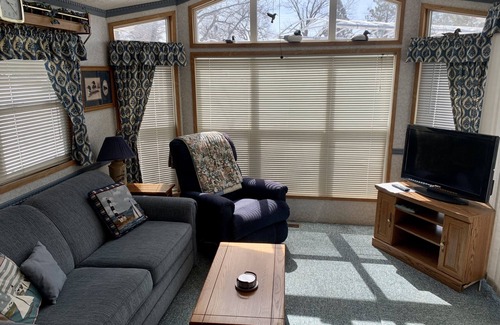 Walker Resort | Lakeview Cottage on Leech Lake!