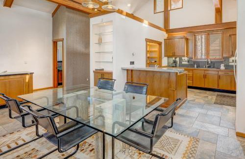Brockway House | Lakeview Hideaway