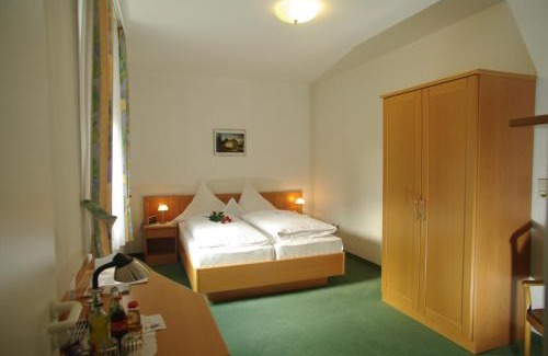 Hildesheim District Hotel | Land-gut-Hotel Räuber Lippoldskrug