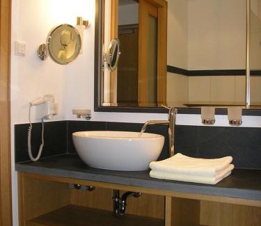 Nordenau Hotel | Land- und Kurhotel Tommes