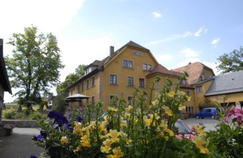 Marktleugast House | Landgasthof Haueis