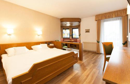 Lossburg Hotel | Landgasthof Hotel Hirsch