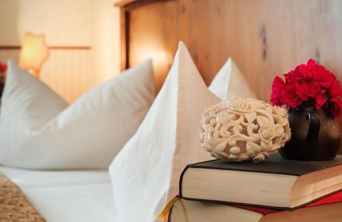 Negast Hotel | Landgasthof & Hotel Jagdhof