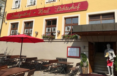 Uffenheim Hotel | Landgasthof-Hotel Lichterhof