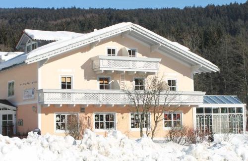 Sankt Englmar House | Landgasthof zum Hirschenstein, Pension Garni