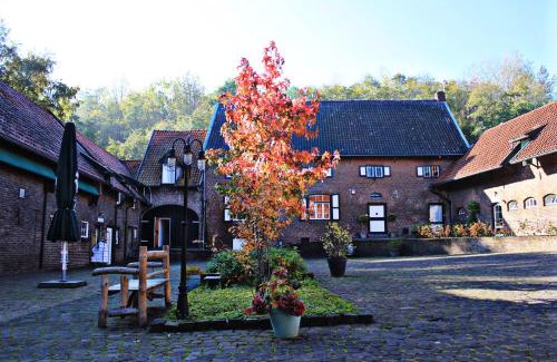 Hopel Hotel | Landgoed Overste Hof - Simply Lodging