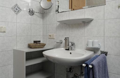 Huben Apartment | Landhaus Schöpf Romed