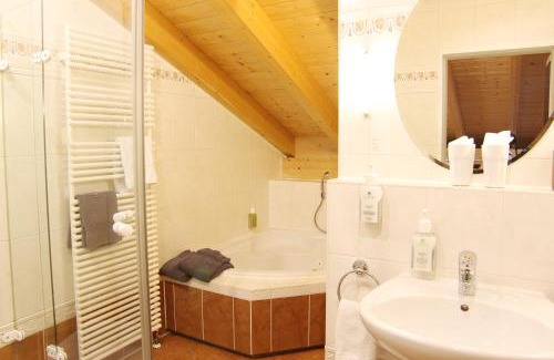 Horn House | Landhotel Guglhupf