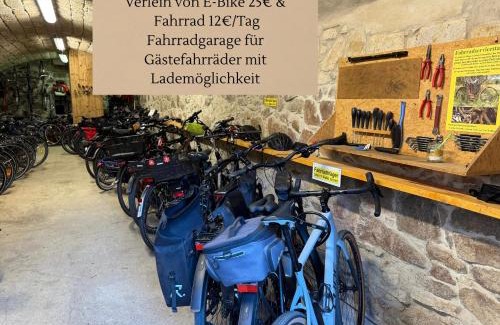 Klipphausen Hotel | Landhotel Gut Wildberg mit Badeteich