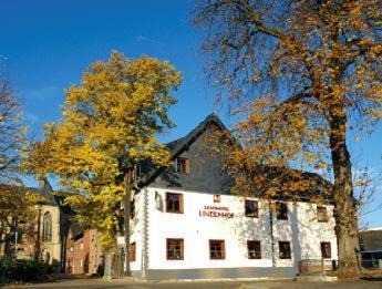 Grevenbroich House | Landhotel Lindenhof