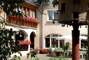 Crimmitschau House | Landhotel Sperlingsberg