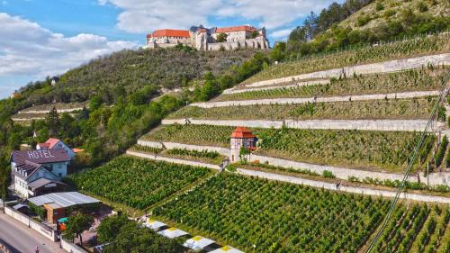 Großjena Hotel | Landhotel Weingut Schulze