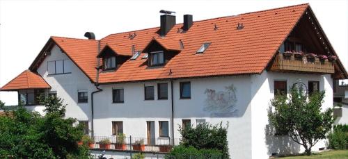 Heroldstatt Hotel | Landhotel Wiesenhof