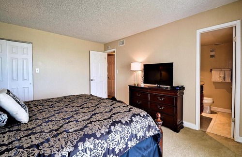 Sand Key Apartment | Landmark Tower 1707