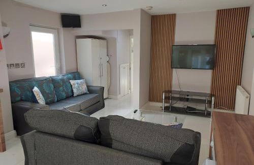 Langley Marish House | Langley Guest House Nr Pinewood Studios