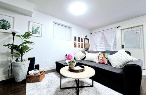 Yorkson Villa | Langley Heights 2 Bedrooms Sweet Suite