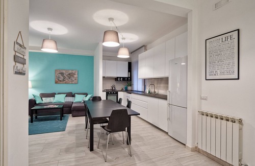 Chioggia Apartment | Large apartment between beach and city- With parking and private beach.