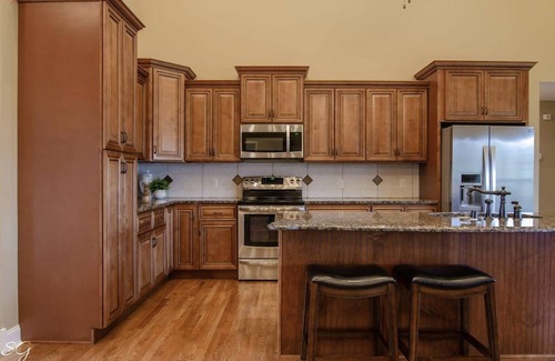 Somerset House | Large Beautiful House in Somerset/lake Cumberland