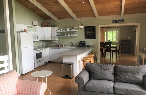 Basye Cabin | Large Family Cabin in the Shenandoah Valley - Book Today - Dog Friendly!